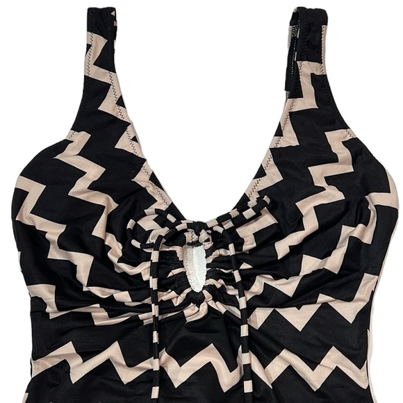 Stella McCartney Drawstring Tunnels Chevron One Piece - Picture 6 of 16